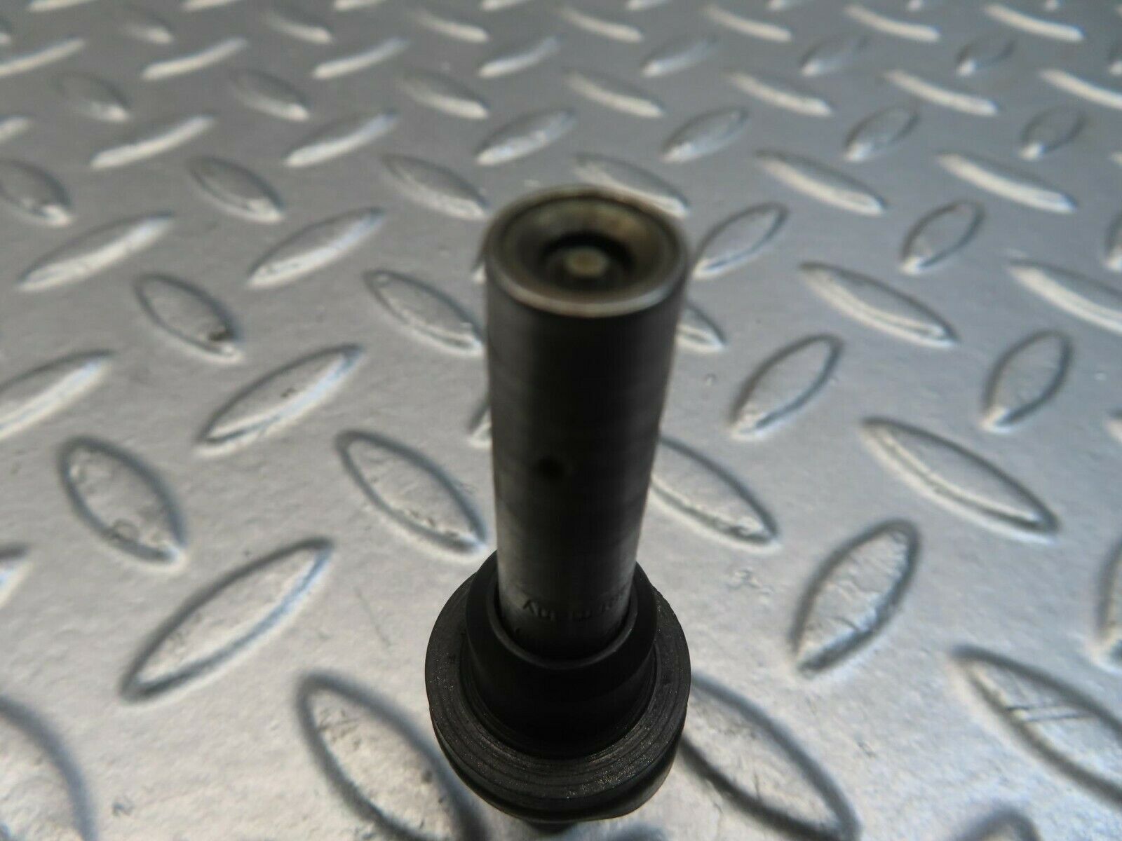 11479 Mercedes-Benz C123 230CE Coupe Fuel Injector Bosch 0437502010