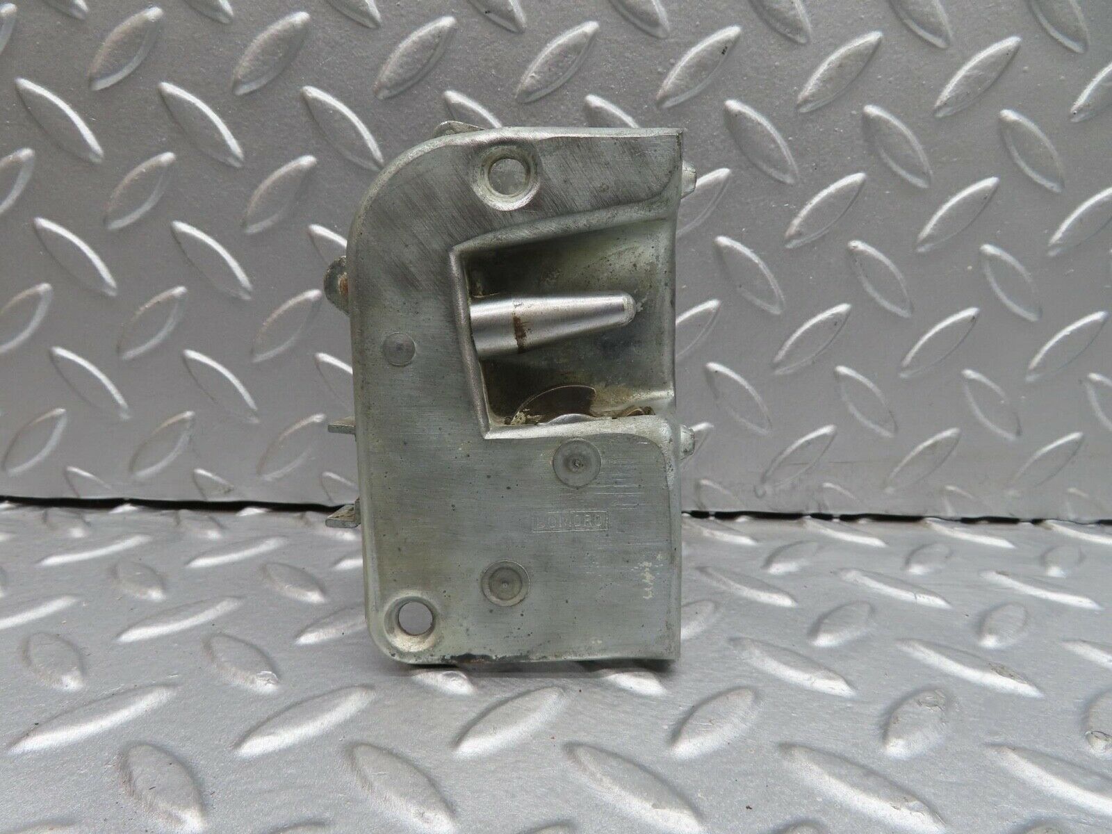 12286 Mercedes-Benz W108 280SE 3.5 Front Left Door Lock Mechanism