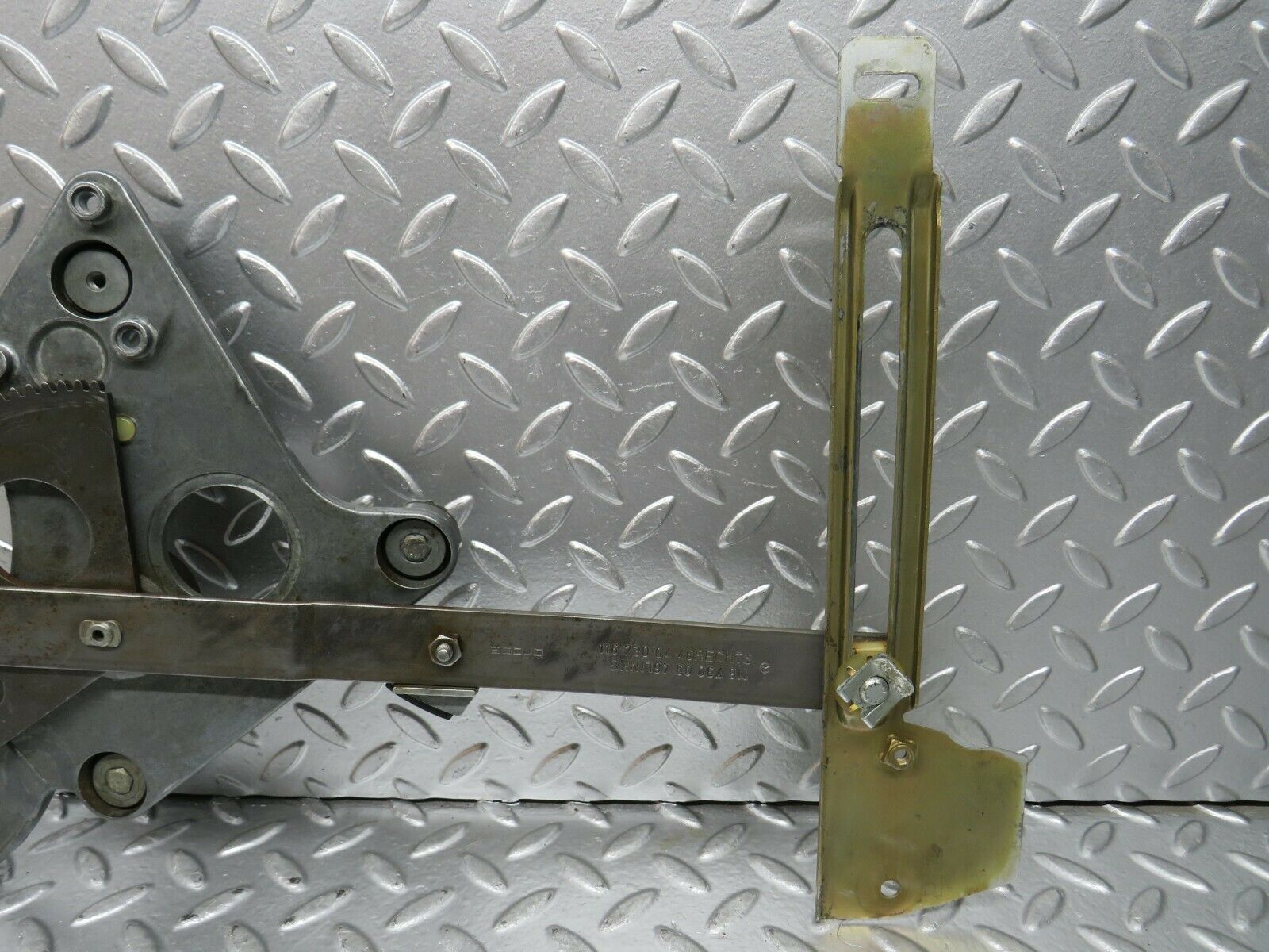 23211 Mercedes-Benz W116 350SE Rear Right Power Window Regulator 1167300446