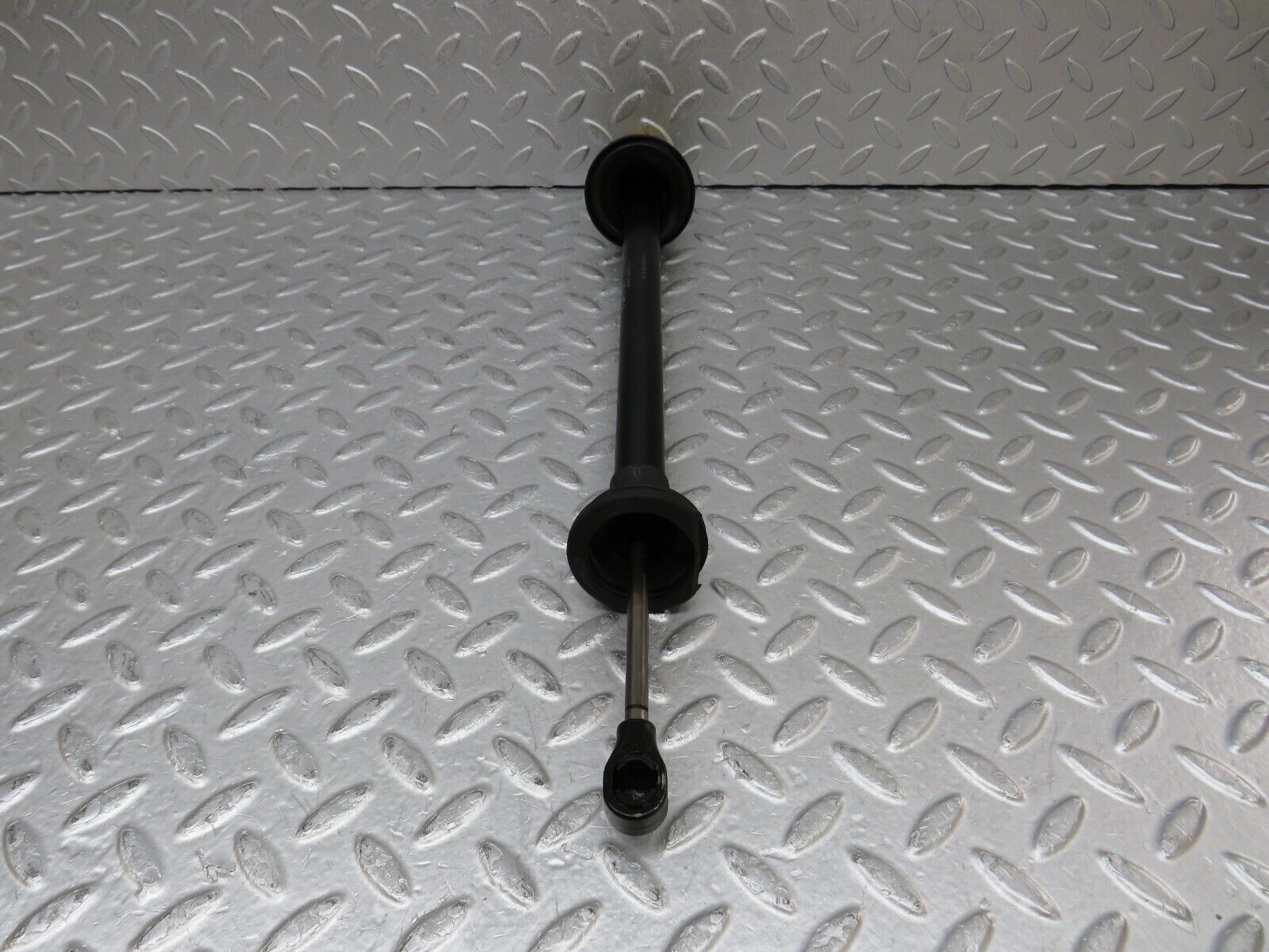 35242 Mercedes-Benz W221 Front Left Door Stopper Strut 2217200016