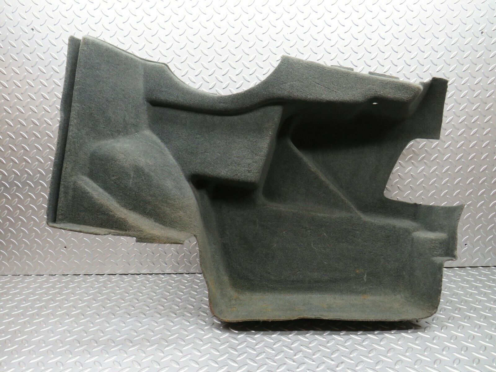 22395 Mercedes-Benz C124 E220 Coupe Trunk Boot Cover Panel Right Side