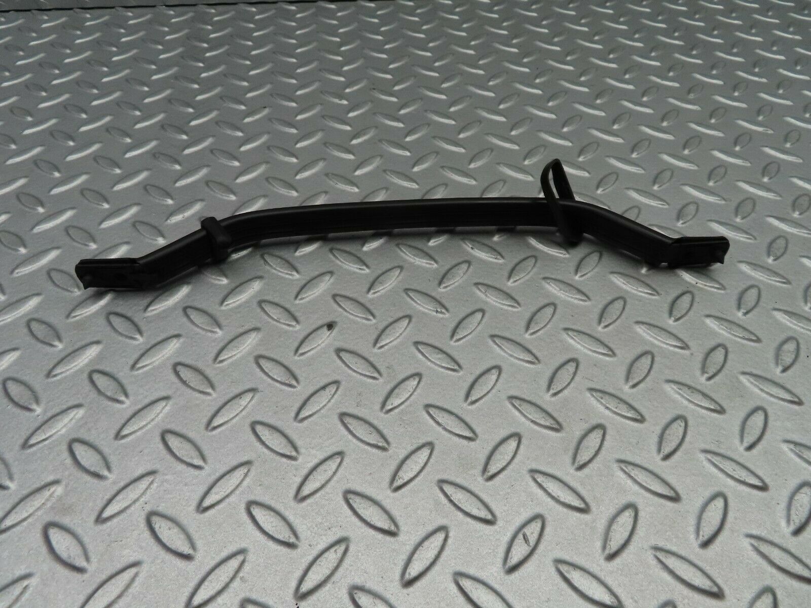 5668 Mercedes-Benz W123 200 Interior Roof Grab Handle