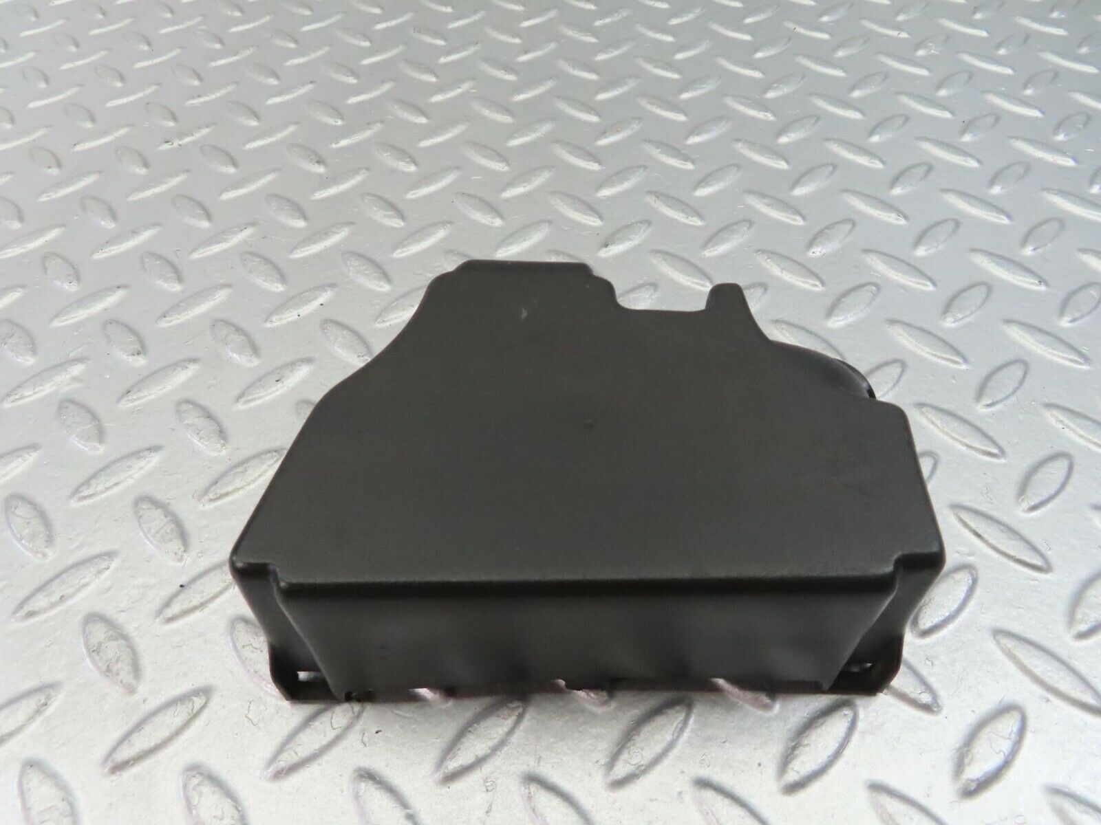 9948 Mercedes-Benz C123 230CE Coupe Fuse Box Relay Cover 1235450146