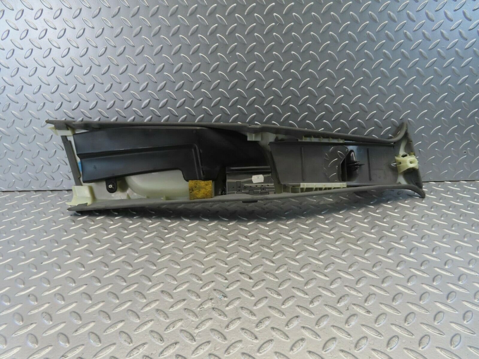 11199 Mercedes-Benz W221 S320 B Pillar Trim Cover Left Side 2216900325