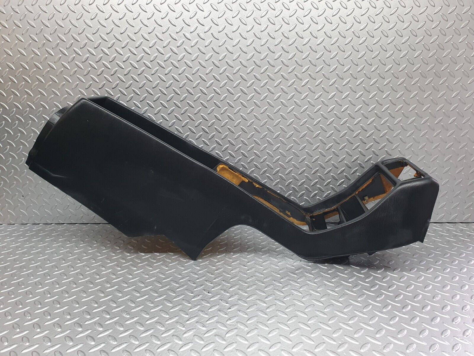 40812 Mercedes-Benz W123 300D Centre Console Black