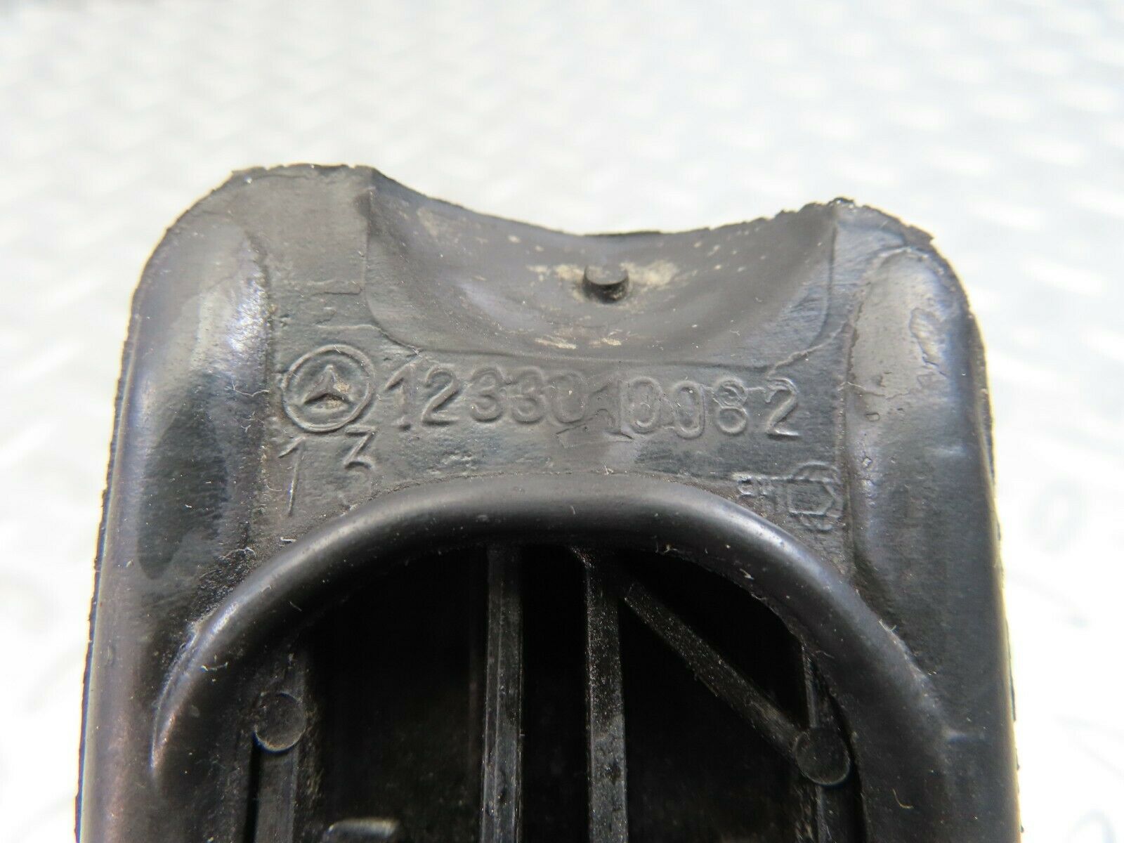 9648 Mercedes-Benz C123 280CE Coupe Accelerator Pedal With Rubber 1233010082