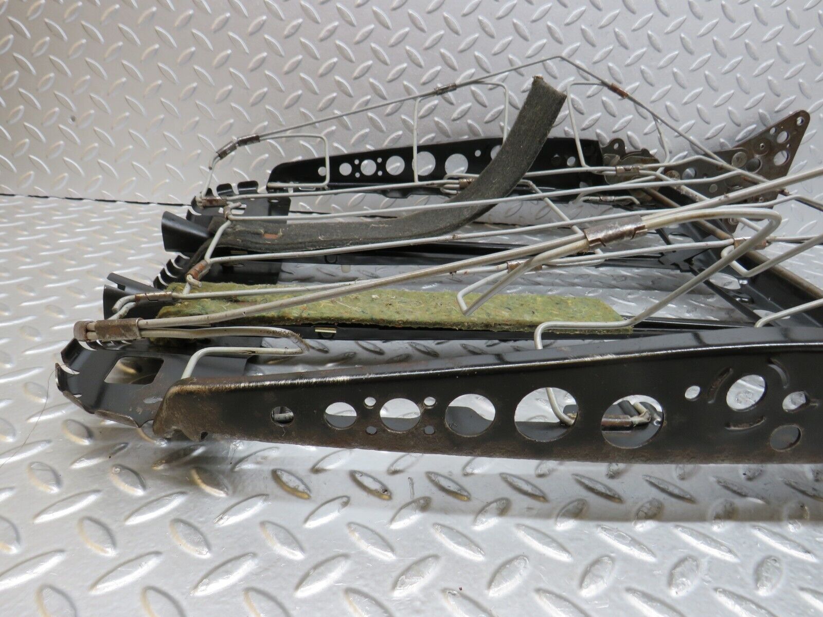 37156 Mercedes-Benz C126 420SEC Coupe Front Right Driver Electric Seat Backrest