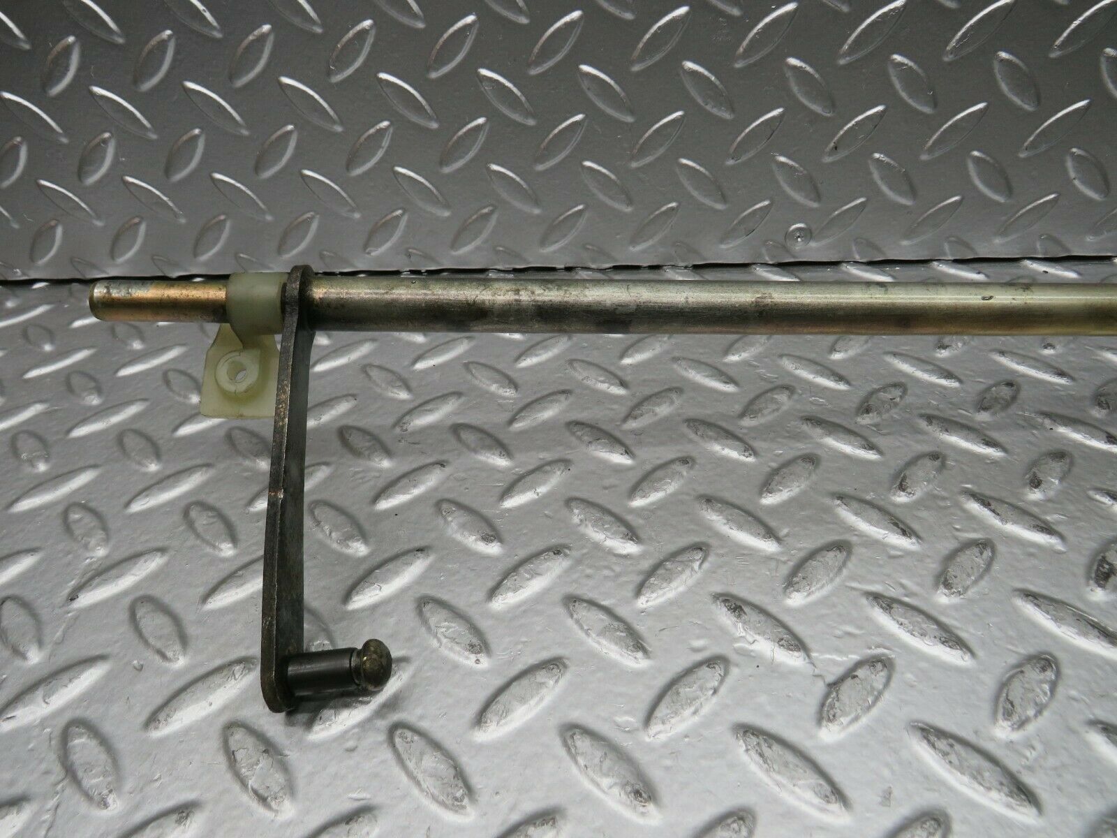 22889 Mercedes-Benz C107 450SLC Coupe Accelerator Pedal Linkage