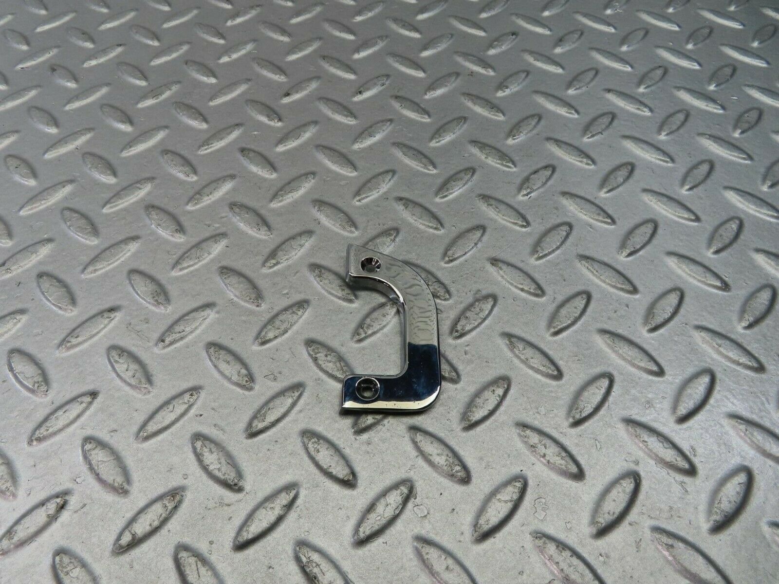 9068 Mercedes-Benz W115 Left Interior Chrome Door Latch Trim