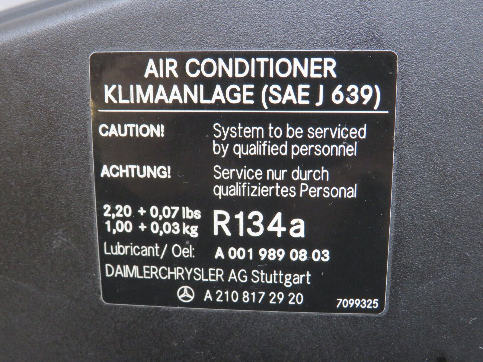 34708 Mercedes-Benz W210 320E ECU Engine Control Unit Housing 2108172920