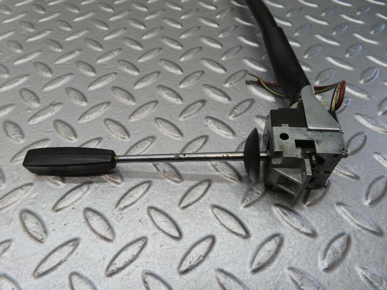 13196 Mercedes-Benz W111 220S Indicator Stalk