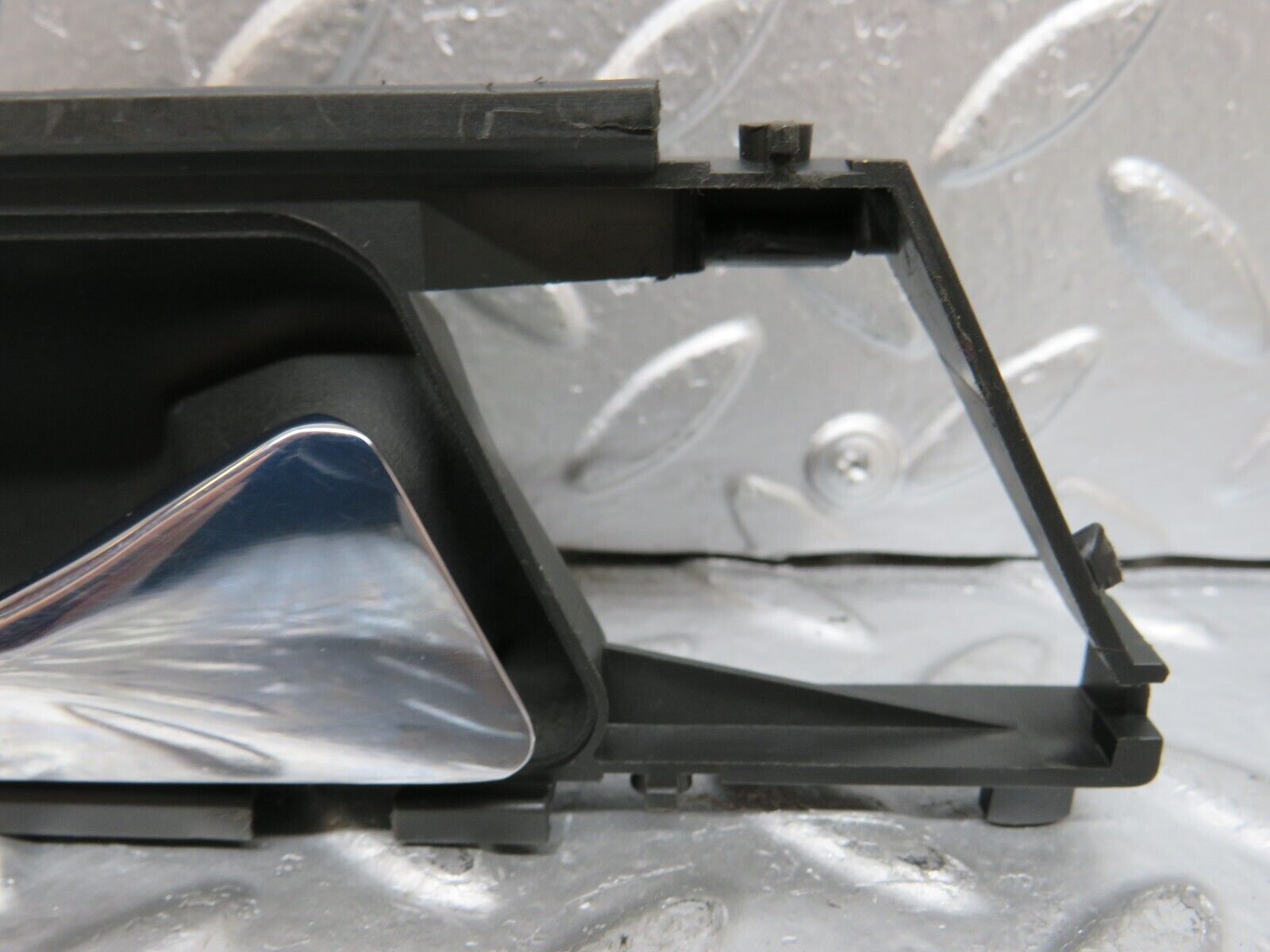 29347 Mercedes-Benz W124 230E Interior Door Handle Front Right 1247600261