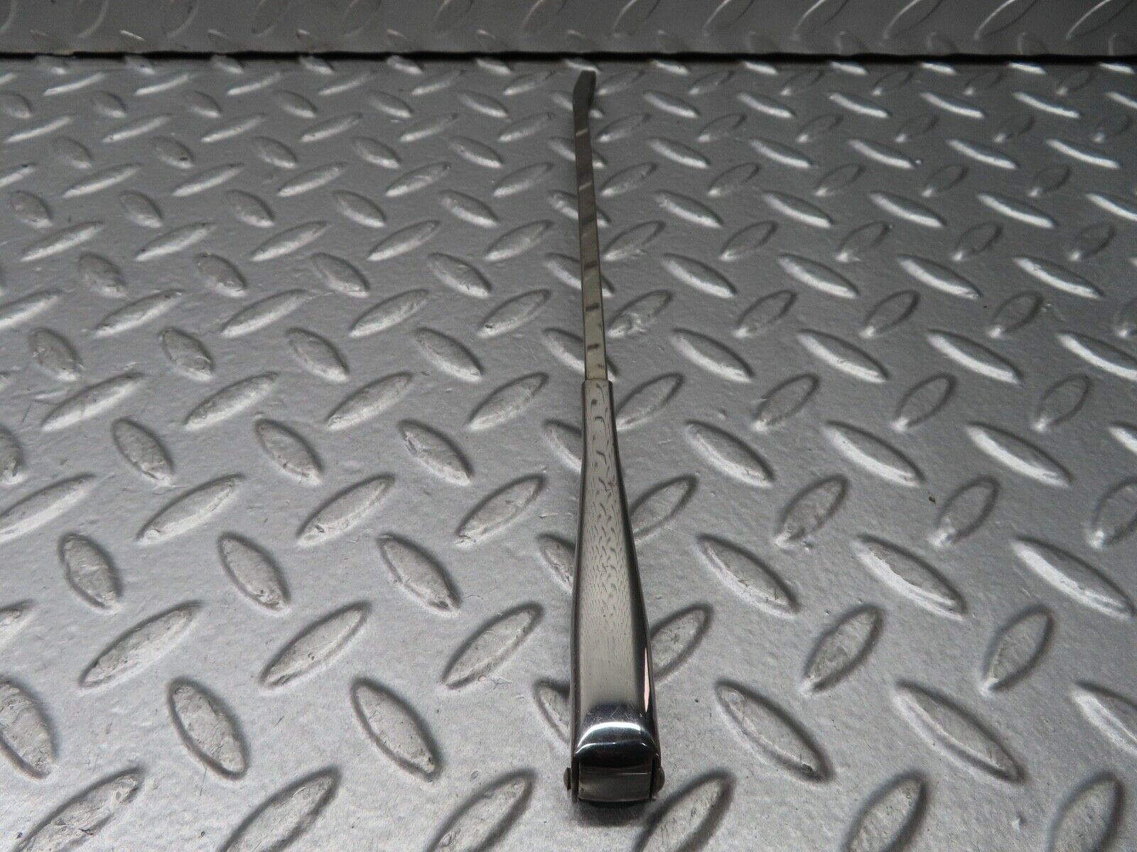 18674 Mercedes-Benz W120 W121 Ponton Wiper Arm