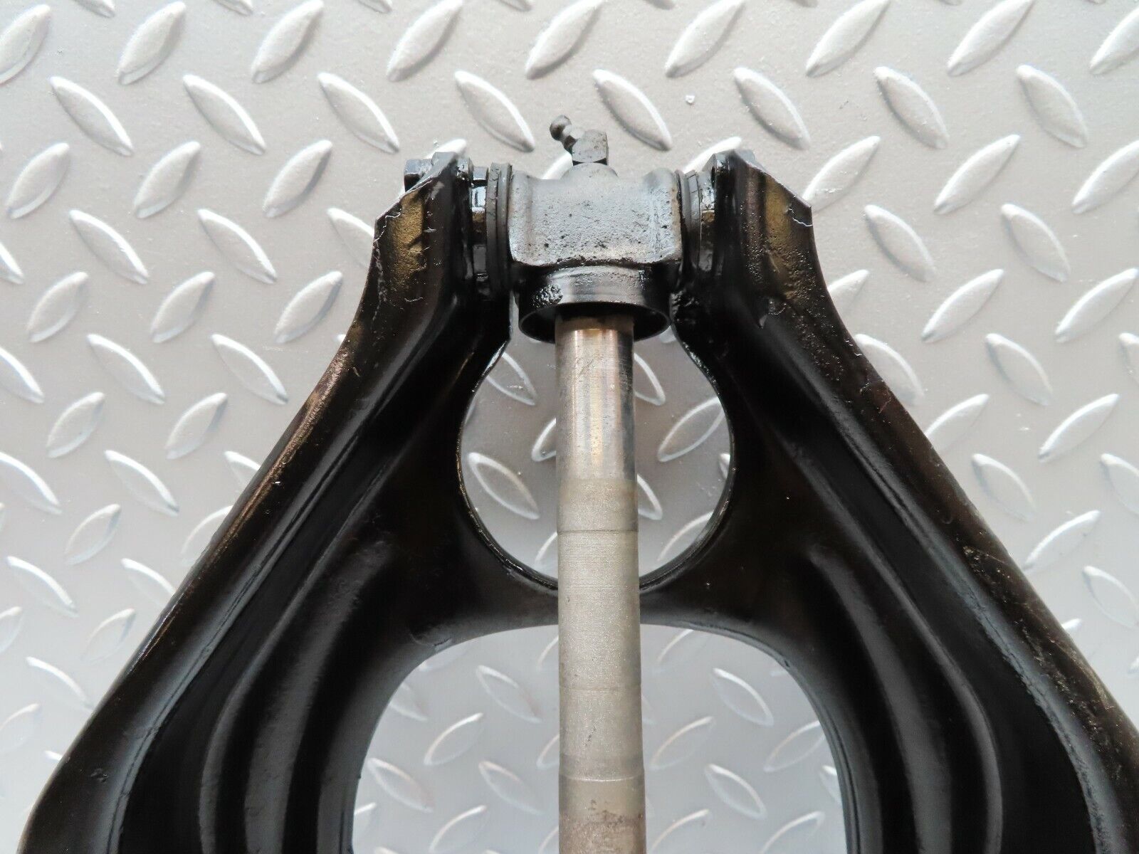 3561 Mercedes-Benz W108 280SE Front Left Upper Control Arm