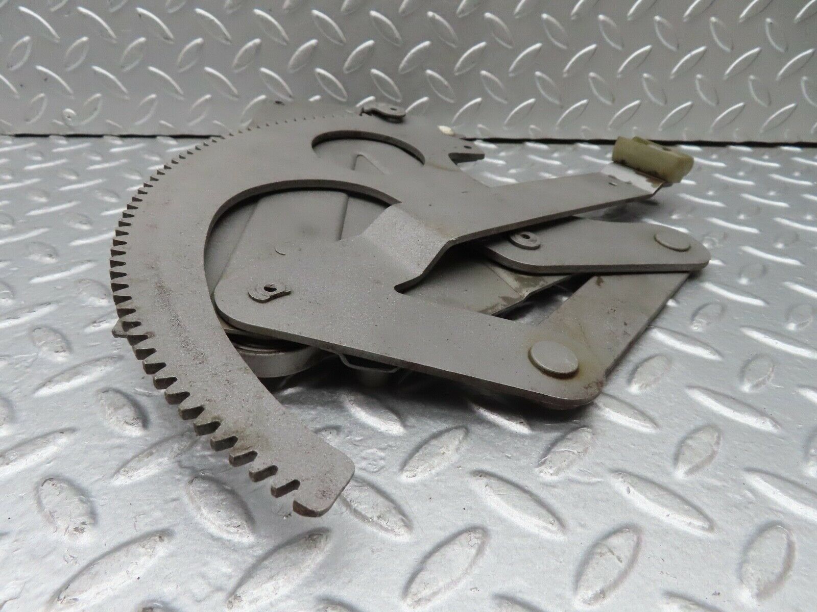 18420 Mercedes-Benz W111 220SE Coupe Rear Left Manual Window Regulator