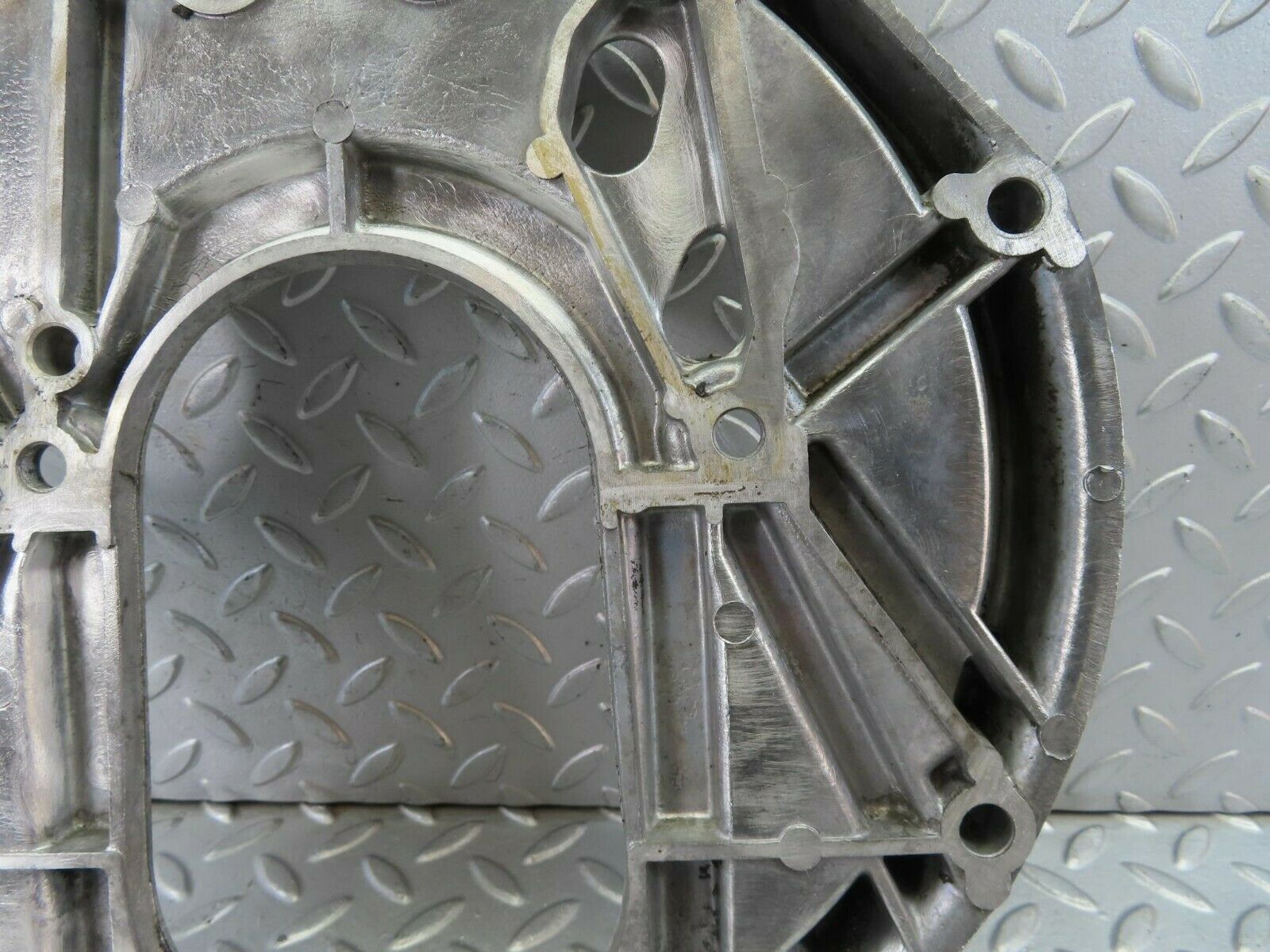 9514 Mercedes-Benz C124 300CE Coupe Gearbox Flange 1210110445