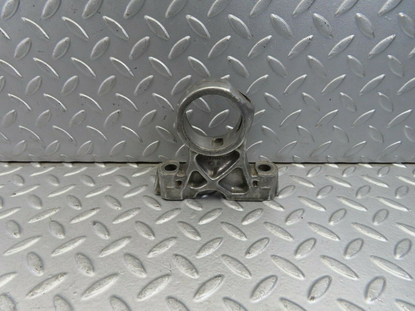 8966 Mercedes-Benz W108 Camshaft Tower Bearing 1140510916