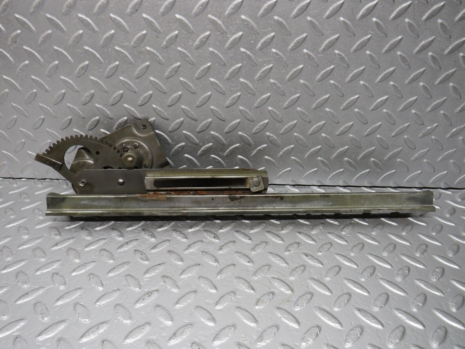 40461 Mercedes-Benz W110 230 Rear Left Door Window Regulator