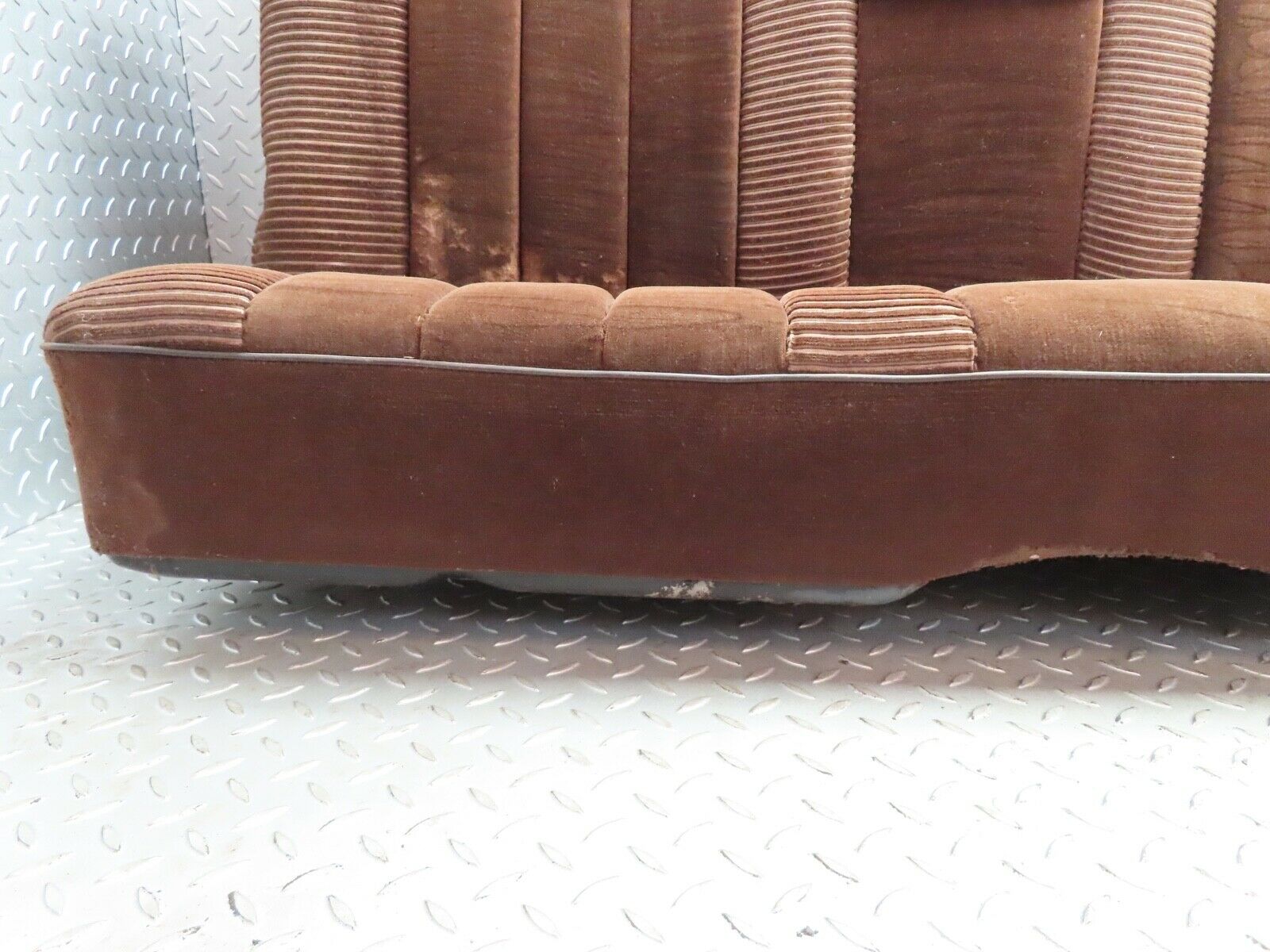 16769 Mercedes-Benz C107 380SLC Rear Seat Brown 1079240216