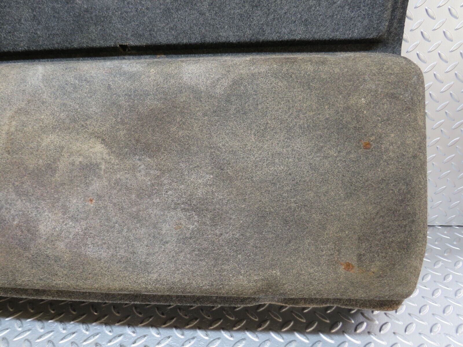 27570 Mercedes-Benz S124 300TE Wagon Trunk Floor Carpet