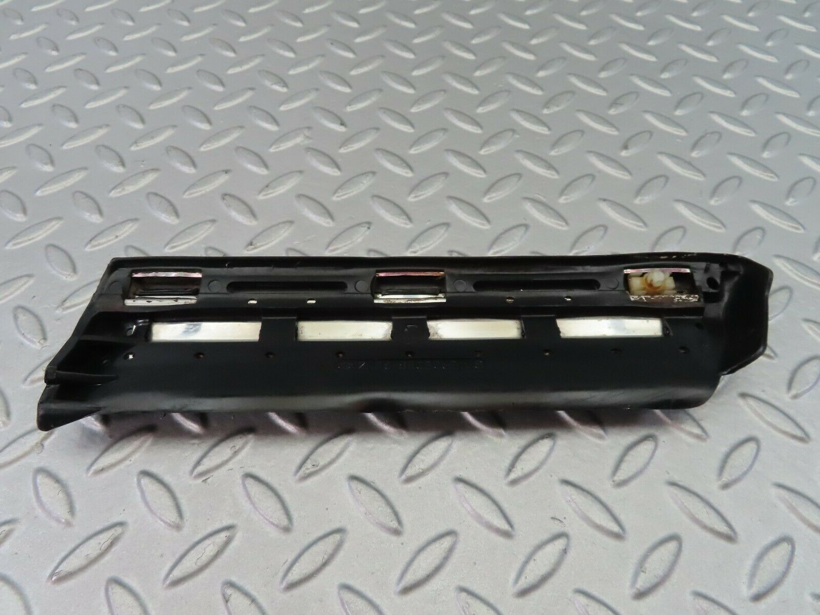 7505 Mercedes-Benz S123 230TE Wagon Front Left Fender Wing Lower Trim