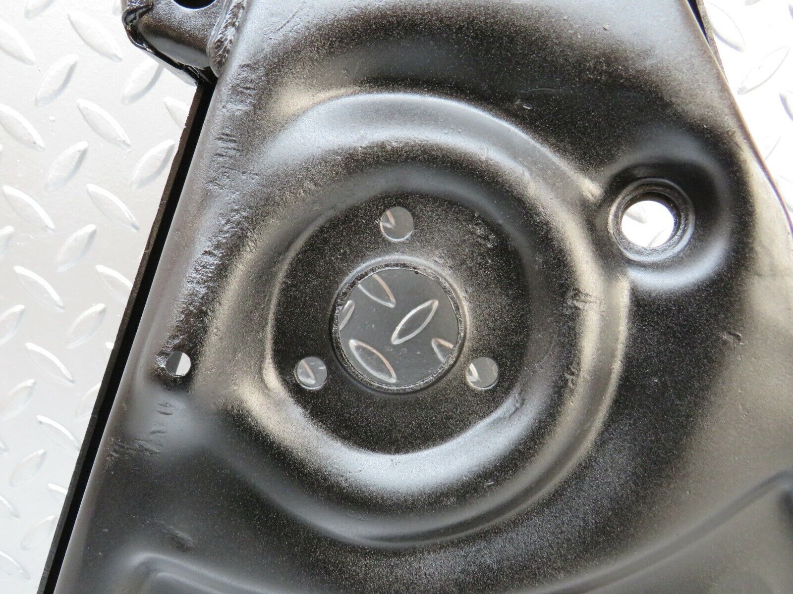 23842 Mercedes-Benz C107 450SLC Coupe Front Right Lower Control Arm