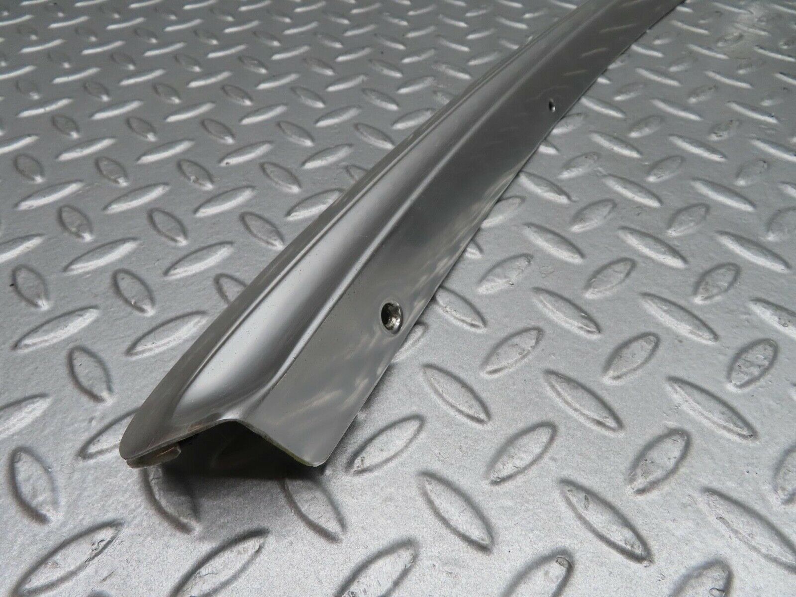 14316 Mercedes-Benz W116 350SE C Pillar Chrome Moulding Trim Right Side