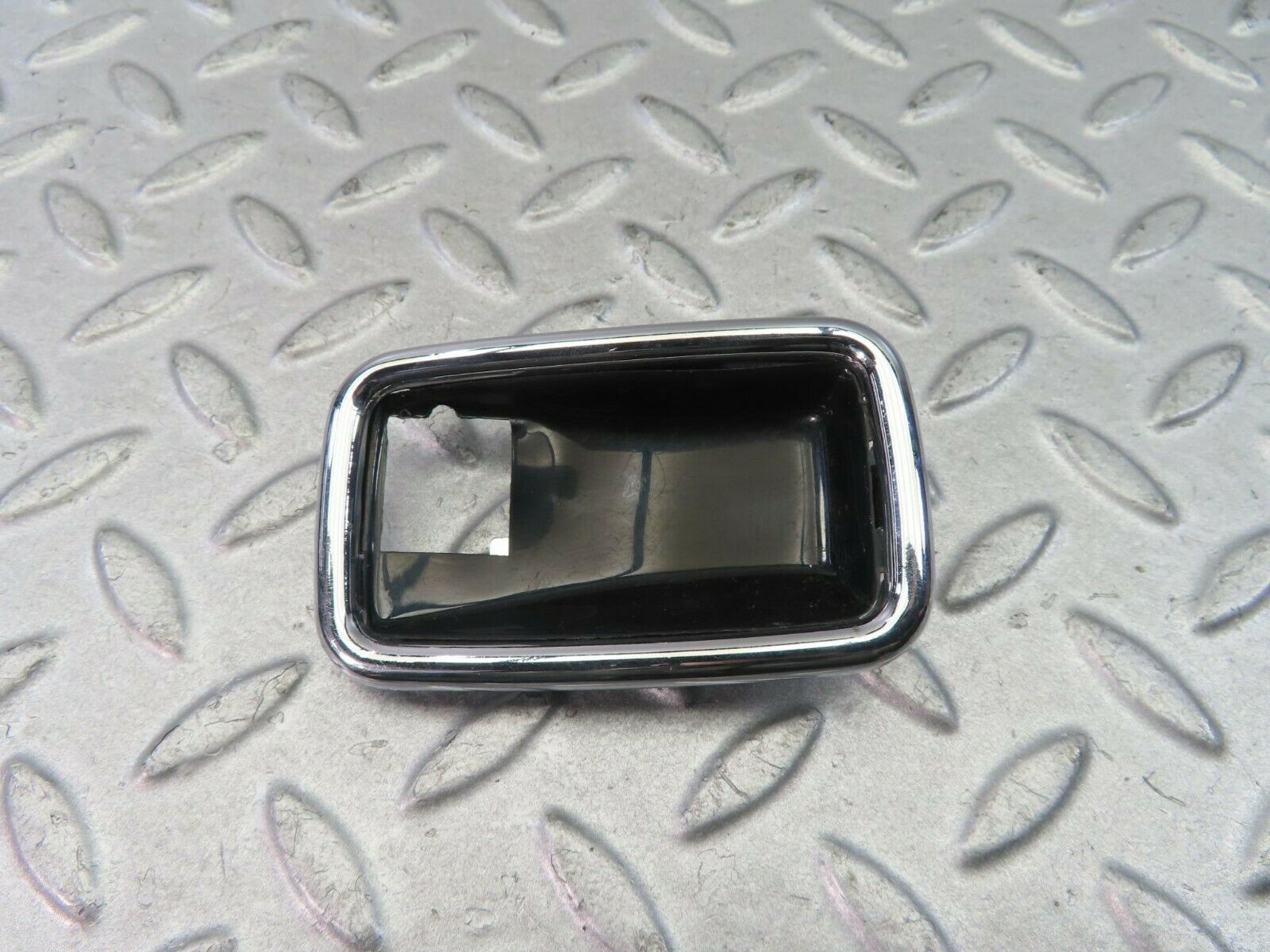 8655 Mercedes-Benz W108 Chrome Frame For Door Opener Right 1087660611