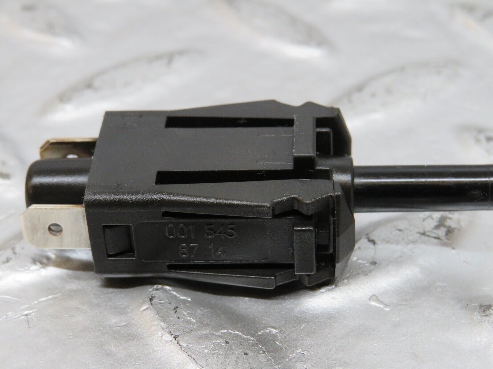 25812 Mercedes-Benz W124 280E Door Contact Switch Pair 0015458714