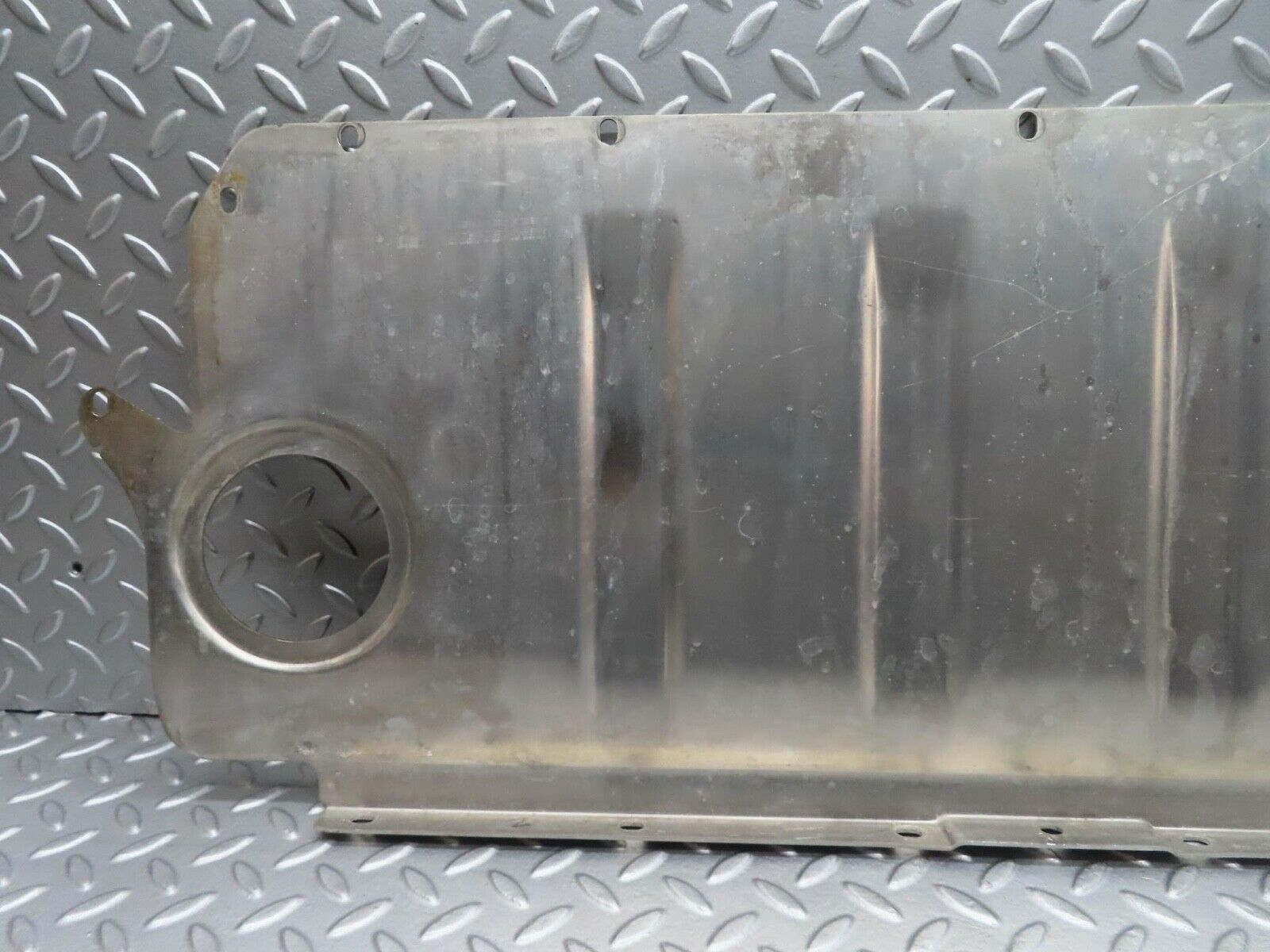 12068 Mercedes-Benz R129 300SL Coupe Fuel Tank Rear Cover