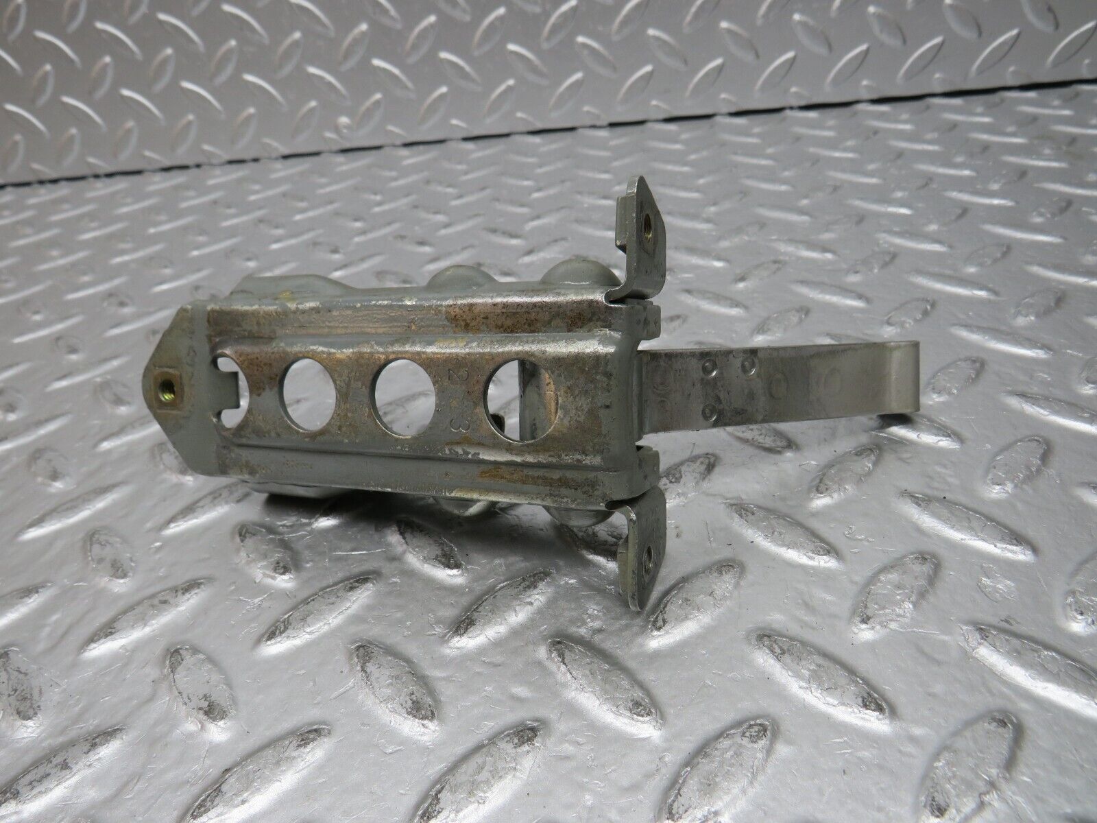 31800 Mercedes-Benz W201 190LE 1.8L Door Safety Check Strap