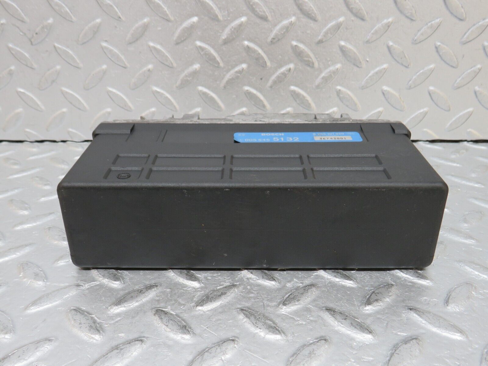 37734 Mercedes-Benz A124 320E Cabriolet ABS Control Unit ECU Bosch 0055455132 0265101020