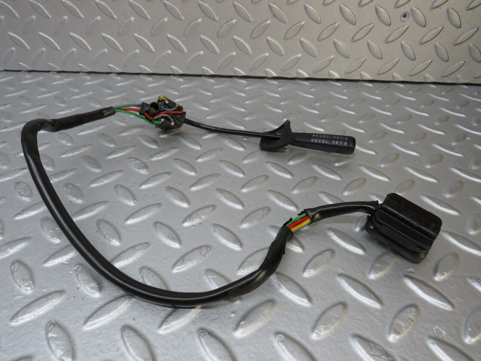 36977 Mercedes-Benz C126 420SEC Coupe Cruise Control Stalk