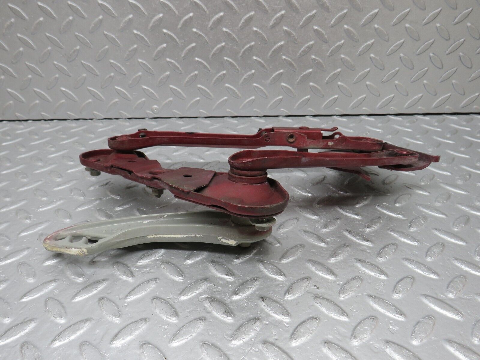 38505 Mercedes-Benz R129 280SL Coupe Bonnet Hinge Right 1298800228 1298870274