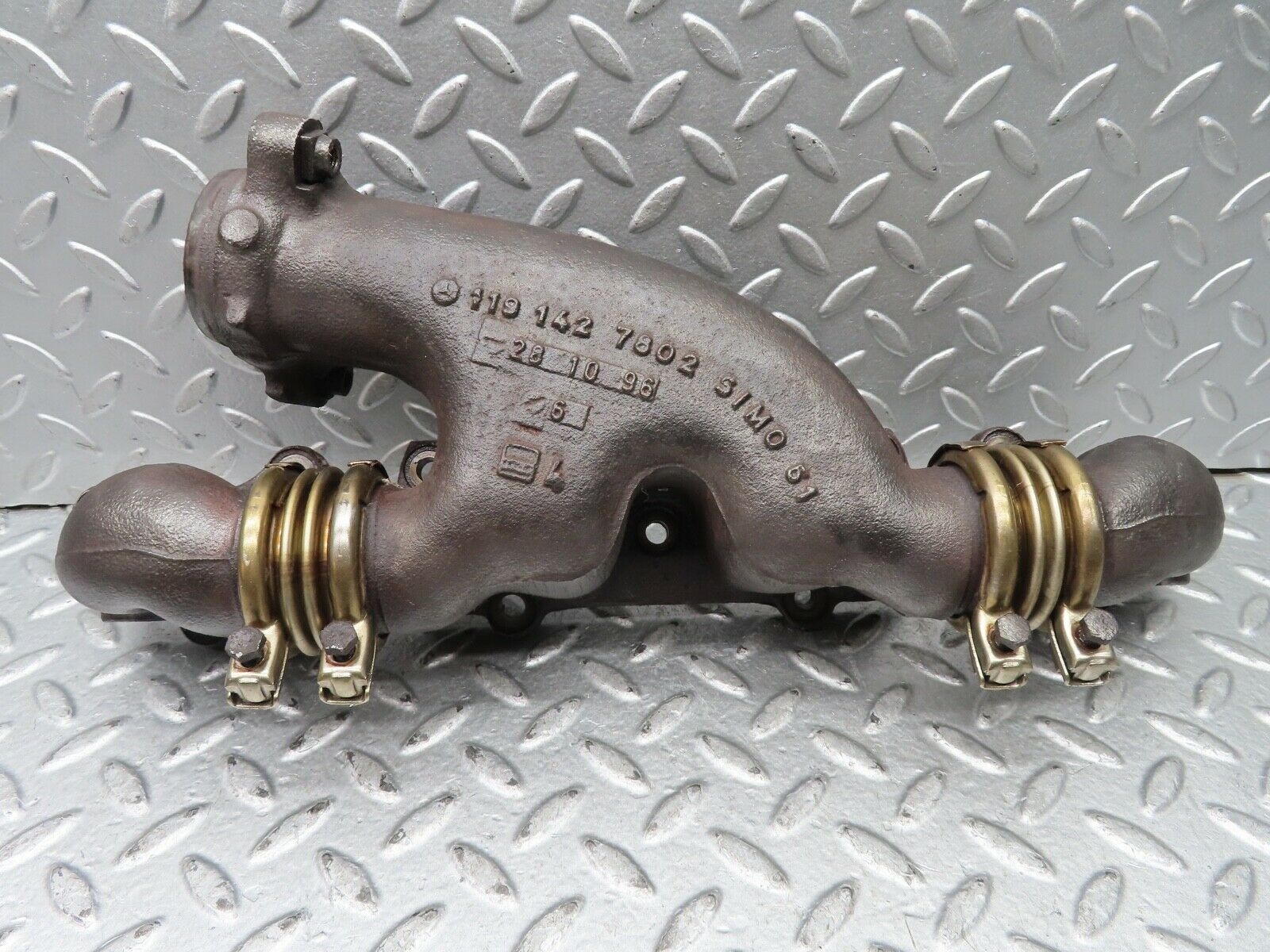 19600 Mercedes-Benz C140 CL420 Coupe Exhaust Manifold Left 1191427802
