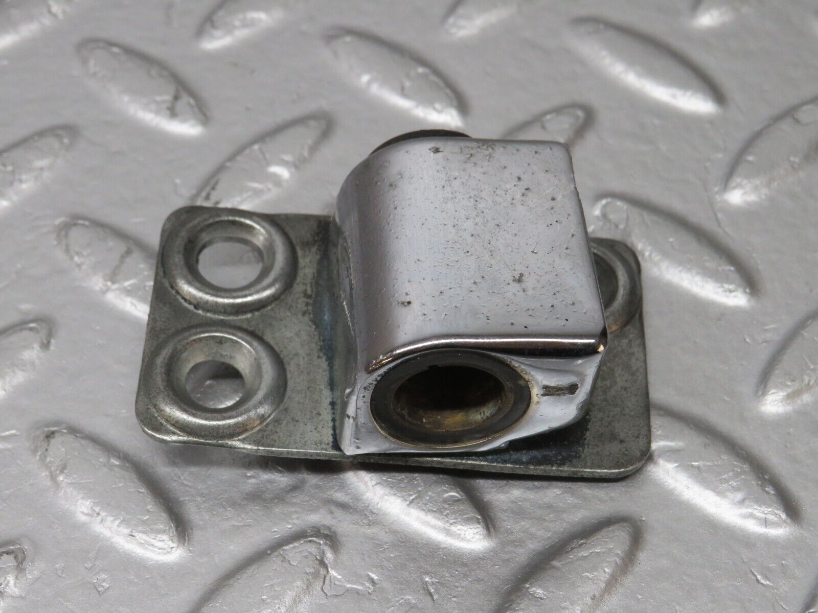 40285 Mercedes-Benz W110 230 Door Lock Latch Right Side