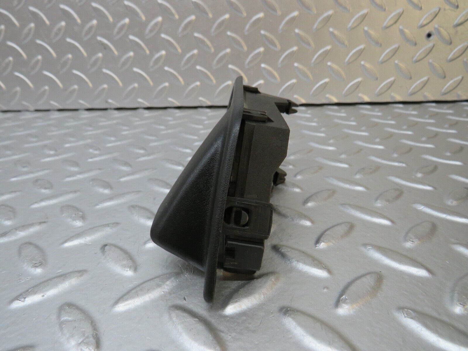 30266 Mercedes-Benz W124 230E Interior Door Handle Front Right 1247600261