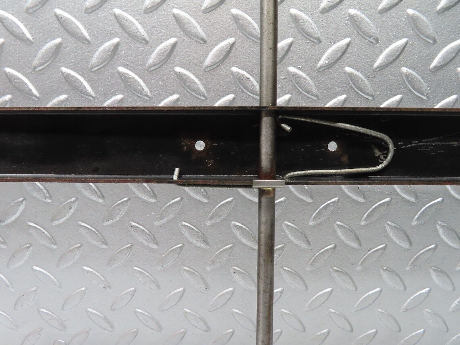 20350 Mercedes-Benz W114 280CE Coupe Power Sunroof Mechanism