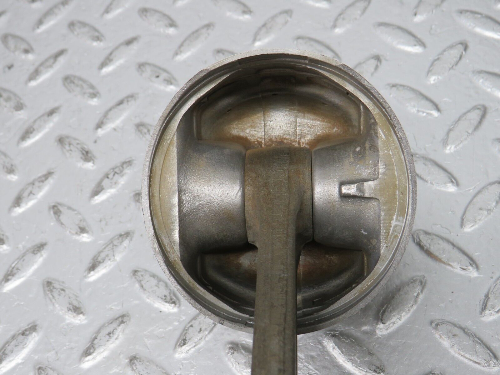 32709 Mercedes-Benz S124 300TE Wagon Piston With Connecting Rod 88.485mm 10205