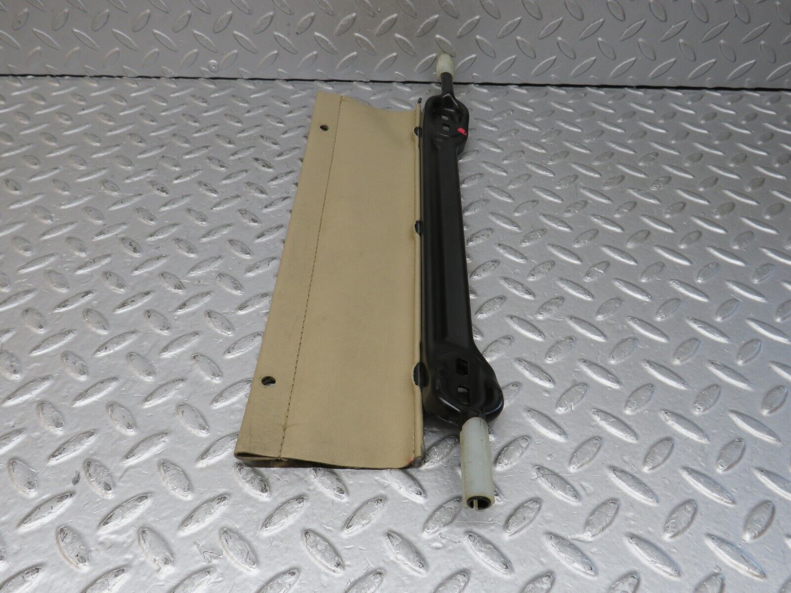 36839 Mercedes-Benz R129 300SL-24 Front Left Seat Under Cover Beige Leather