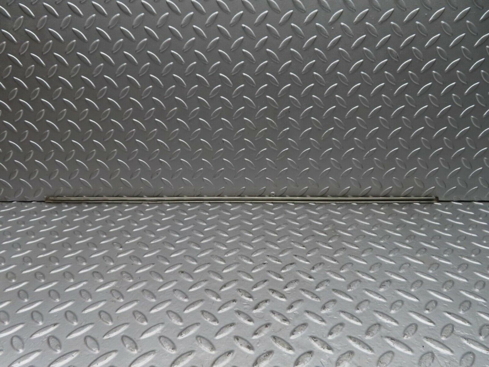 15197 Mercedes-Benz W140 S320 Rear Right Door Lower Chrome Moulding Trim