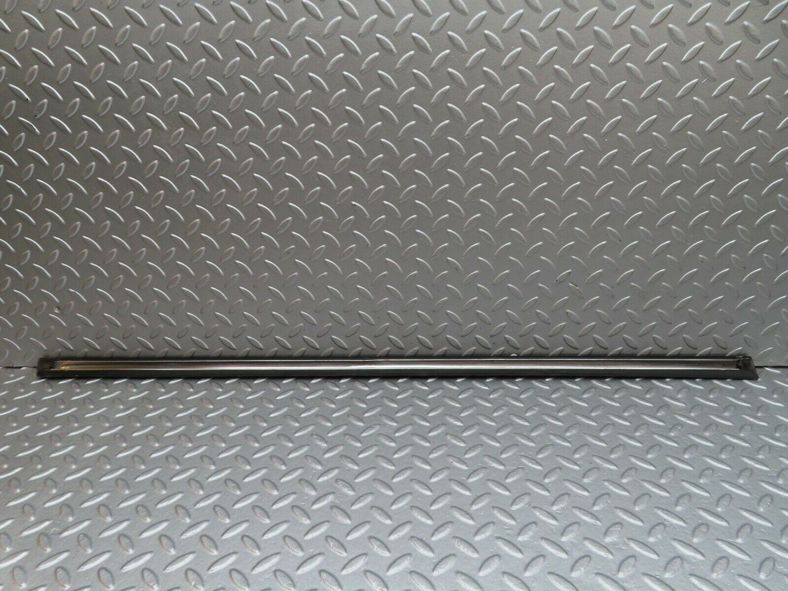 18002 Mercedes-Benz W123 200 Front Right Door Lower Trim