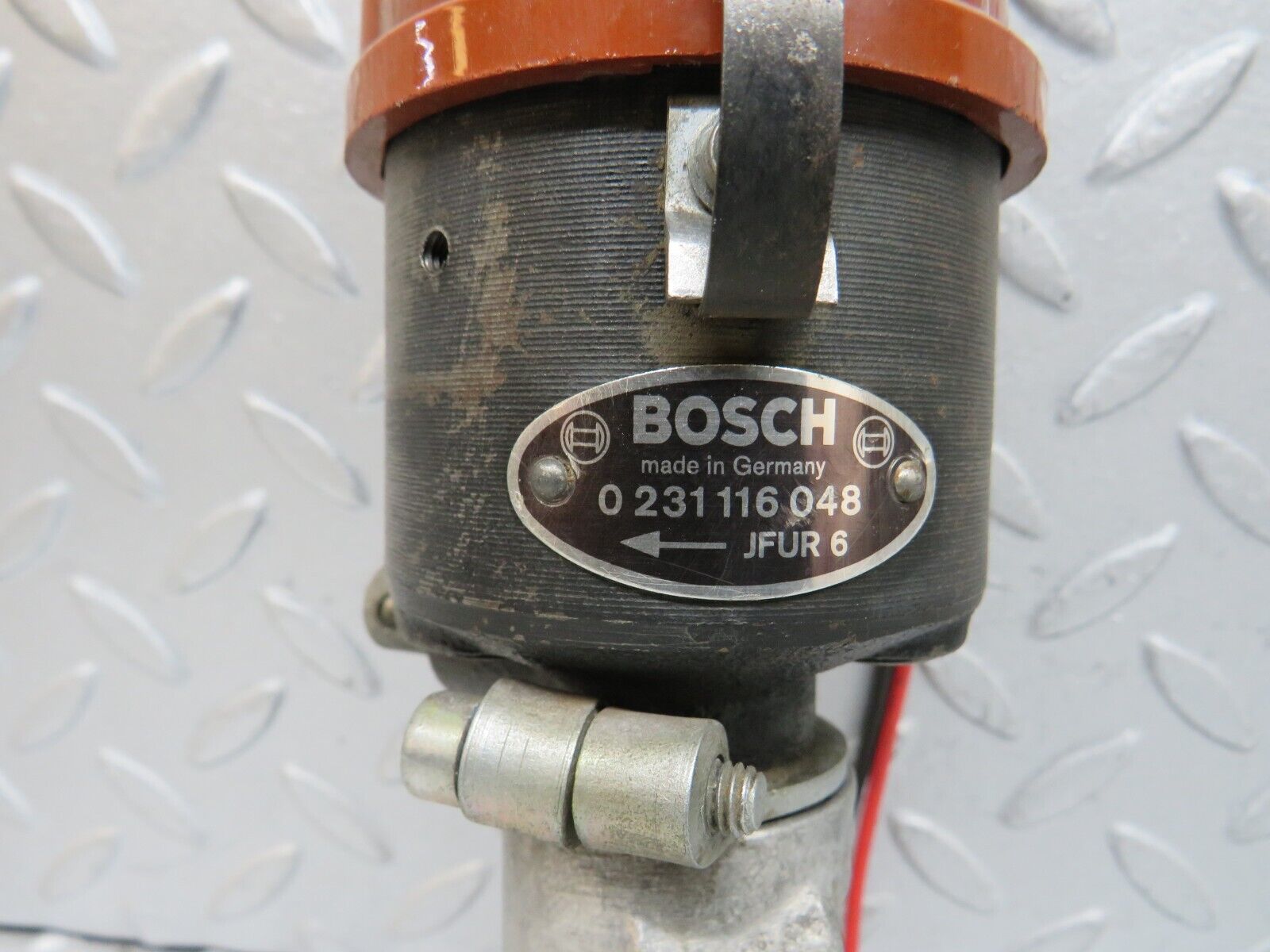 37717 Mercedes-Benz W108 280S Ignition Distributor 0231116048