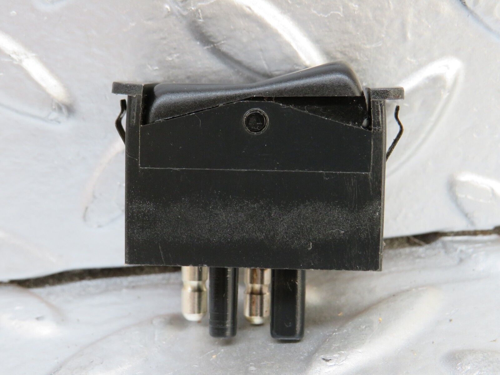 26908 Mercedes-Benz W123 240D Interior Light Switch 0008205910