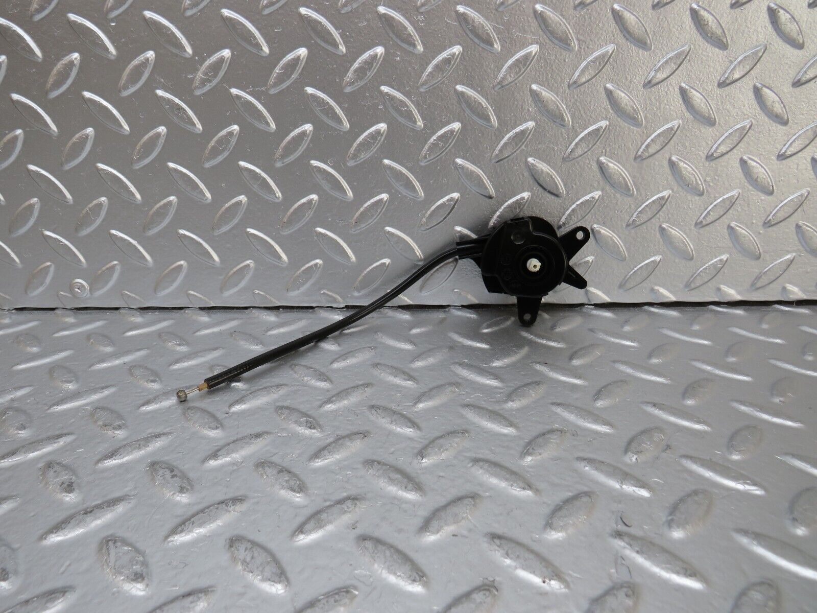 24929 Mercedes-Benz W140 S320 Heater Flap Motor Actuator 1408301133