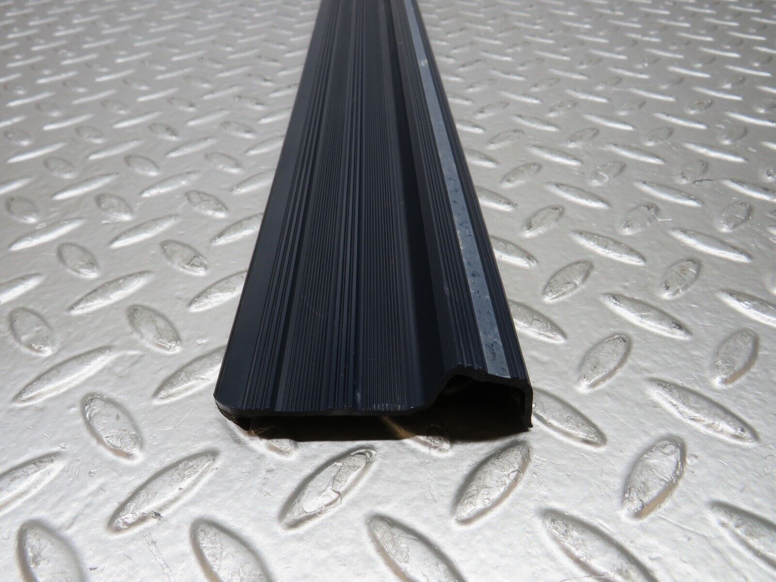 31959 Mercedes-Benz W123 230E Front Left Door Sill Trim Blue