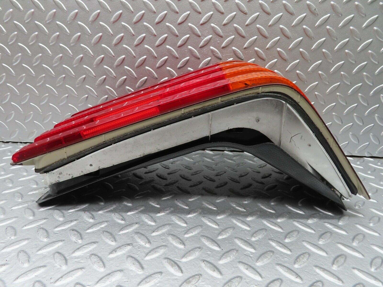 19884 Mercedes-Benz R129 300SL Coupe Tail Light Right Side