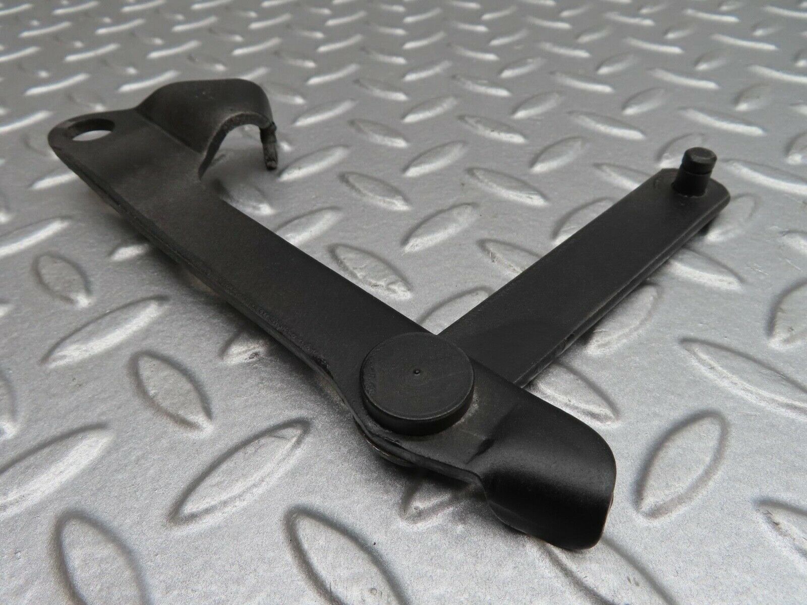 13064 Mercedes-Benz W111 220S Trunk Hinge Right Side