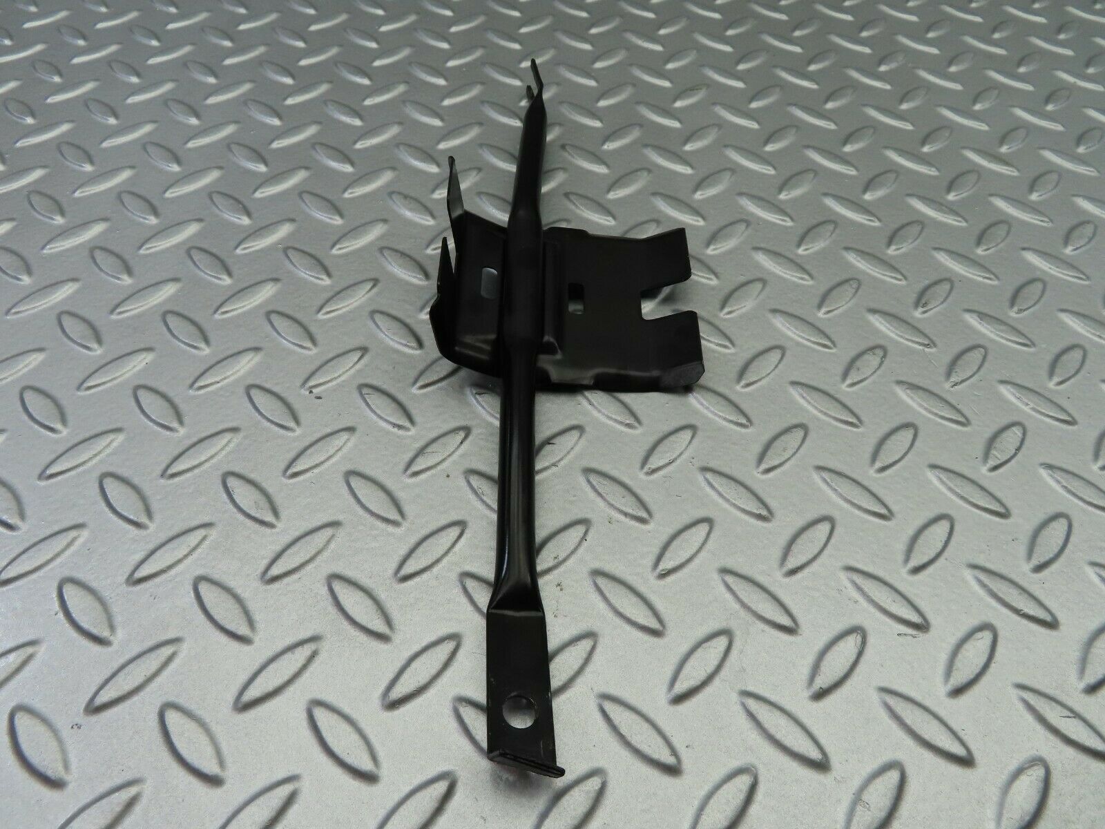 6493 Mercedes-Benz S124 E220 Wagon Heater Blower Holder Bracket