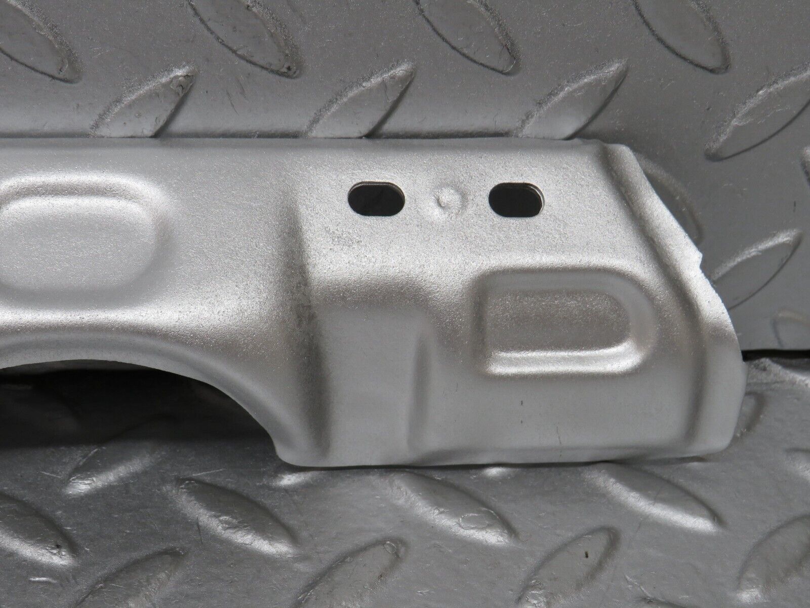 36345 Mercedes-Benz W126 420SE Exhaust Manifold Heat Shield